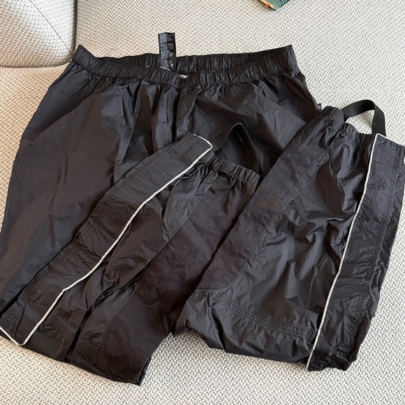 Harley-Davidson Black Rain Pants with Expandable Legs - Picture 1 of 9
